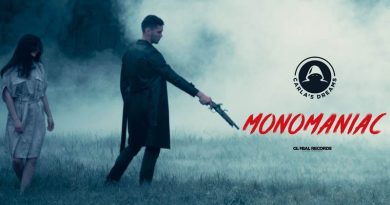 Carlas Dreams Monomaniac