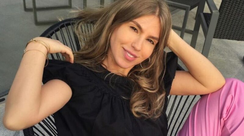 corina bud 1280x720 1